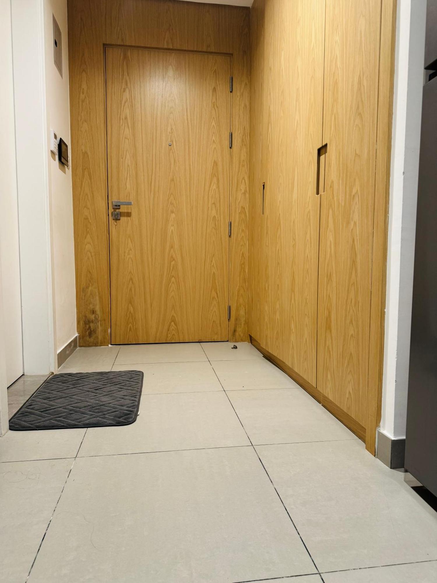 Appartement With Gym , Pool *